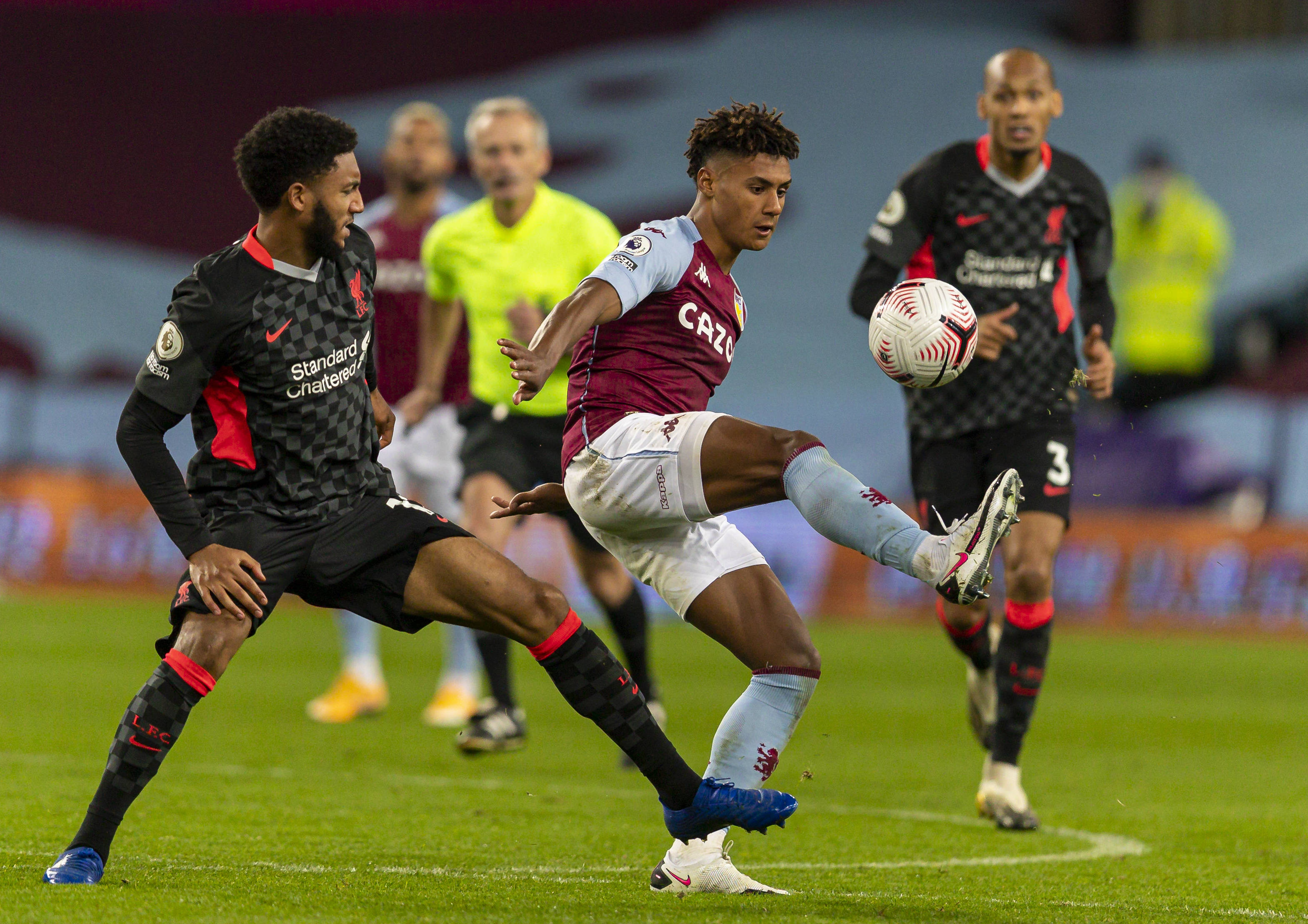 年轻阵容打 年轻阵容打