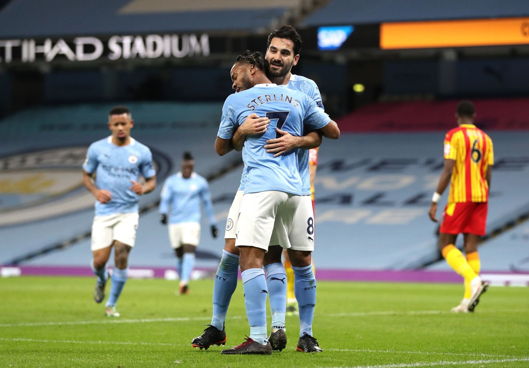 也为观众奉 也为观众奉