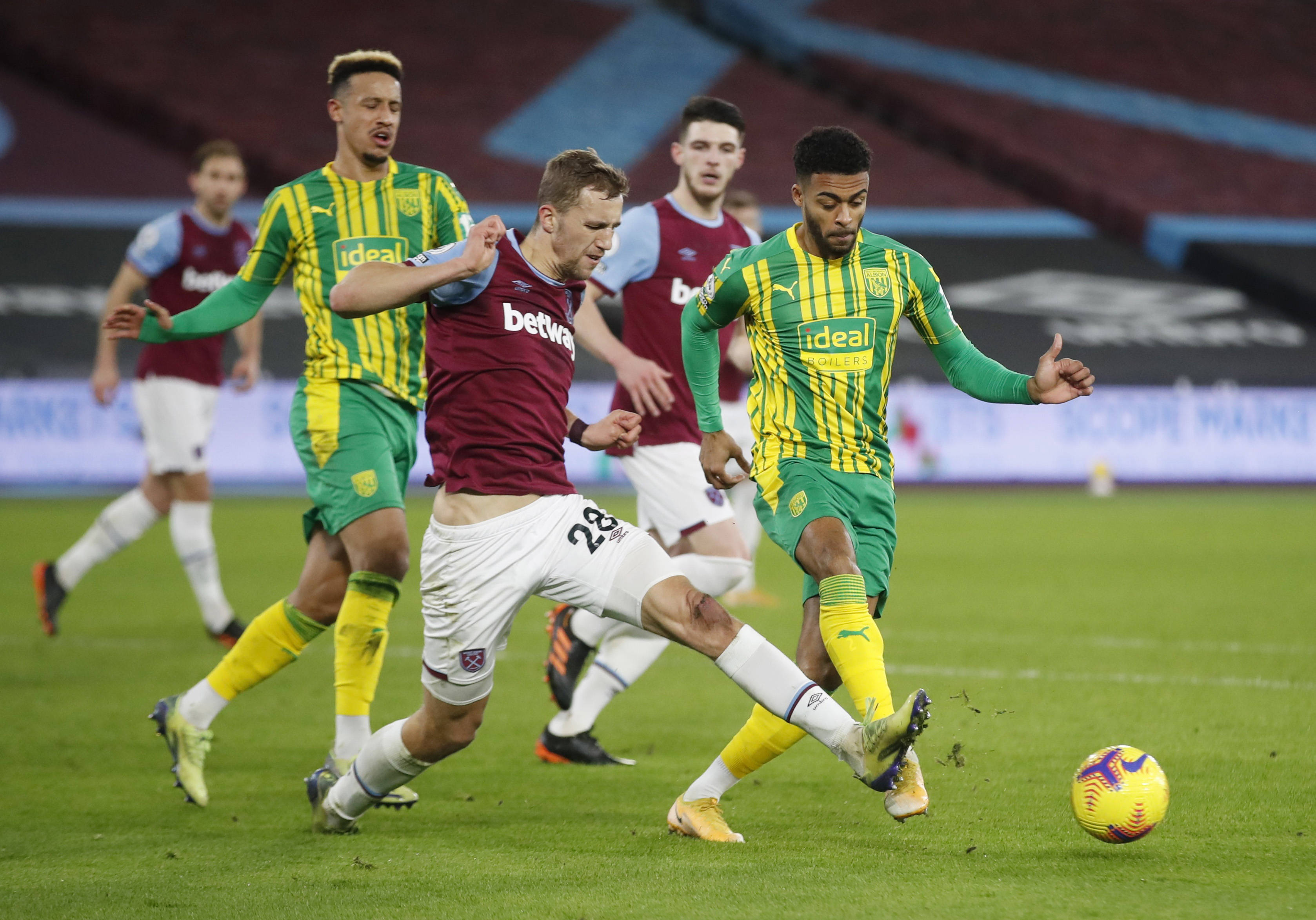 效的防守反 效的防守反